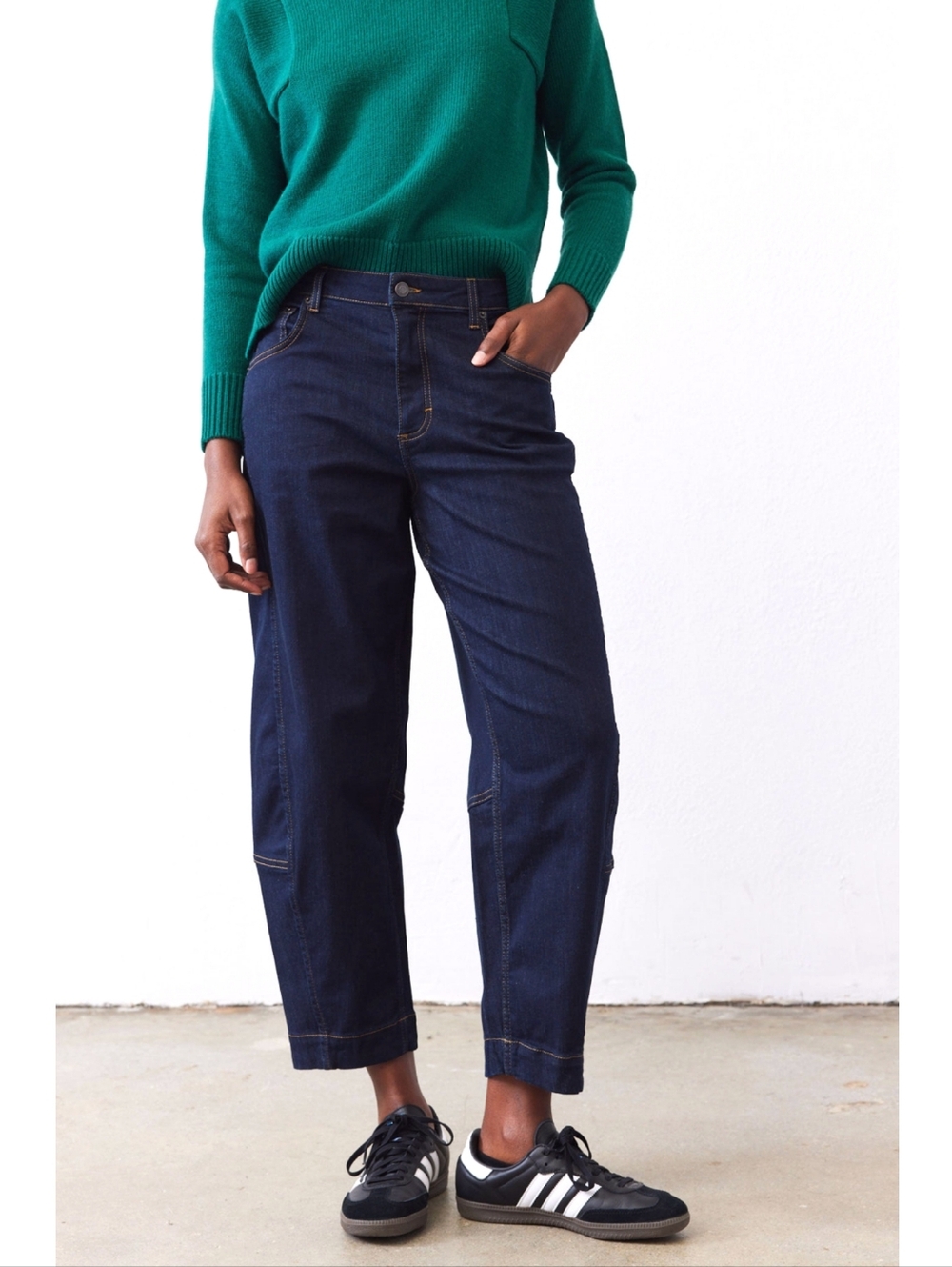 Ruti Petite Ultimate Barrel Leg Jeans 2.0 Nyx Dark Wash Sz 6P - Picture 10 of 10